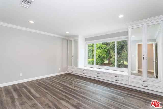 29219 Greenwater Rd - Photo 3 of 8
