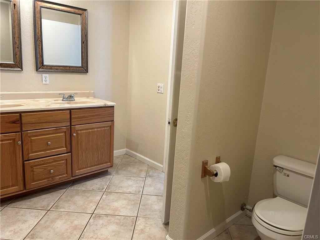 23009 Huber Ave - Photo 3 of 8