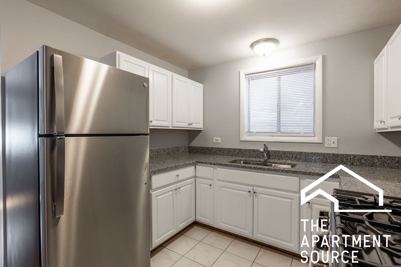 1422 W Lill Ave #SFH - Photo 2 of 17