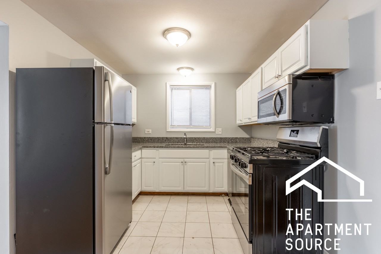 1422 W Lill Ave #SFH - Photo 3 of 17