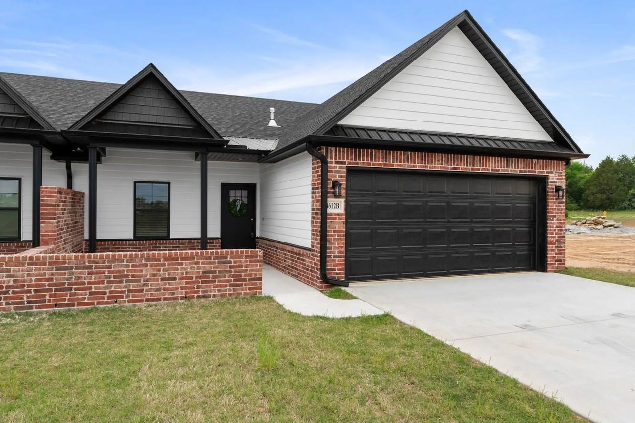 8912 Cantera Dr Unit B