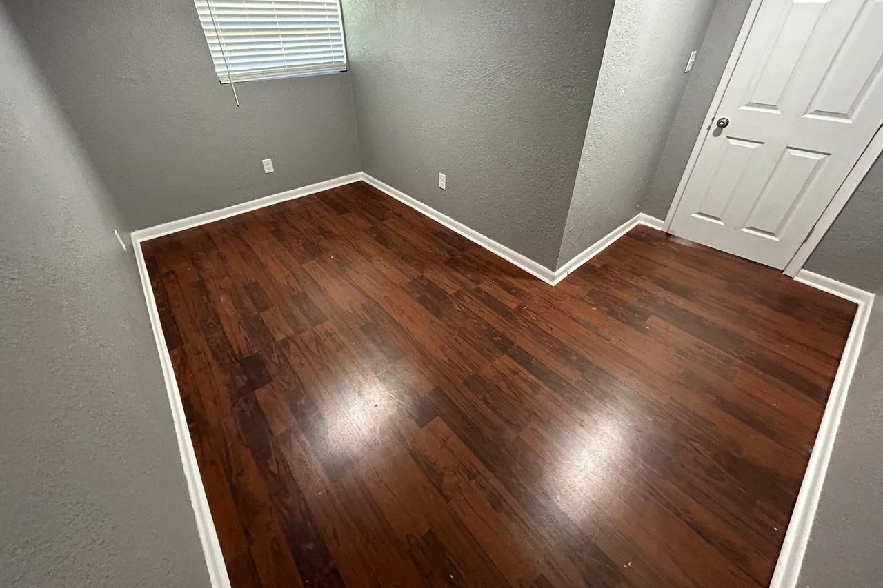 1014 Hicks St - Photo 3 of 8