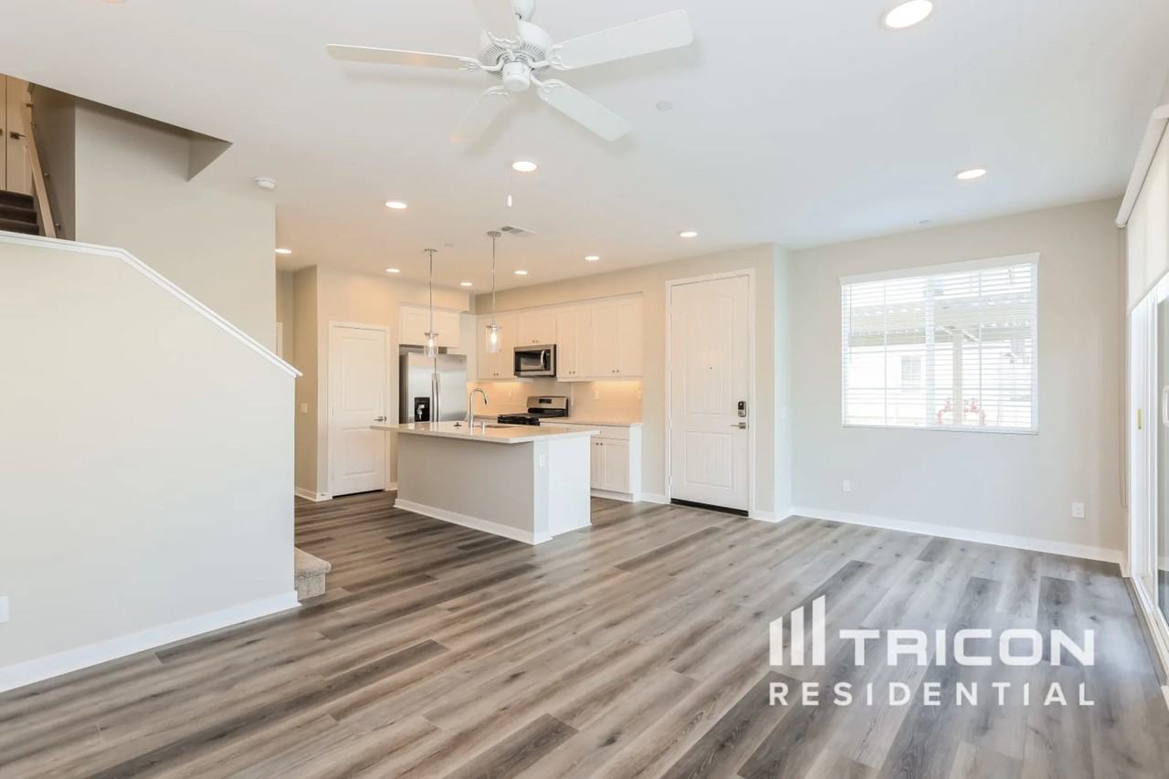 36408 Casita Court Wildomar CA - Photo 3 of 22