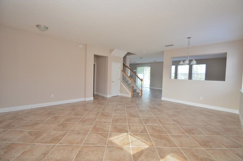 144 London Dr - Photo 6 of 34