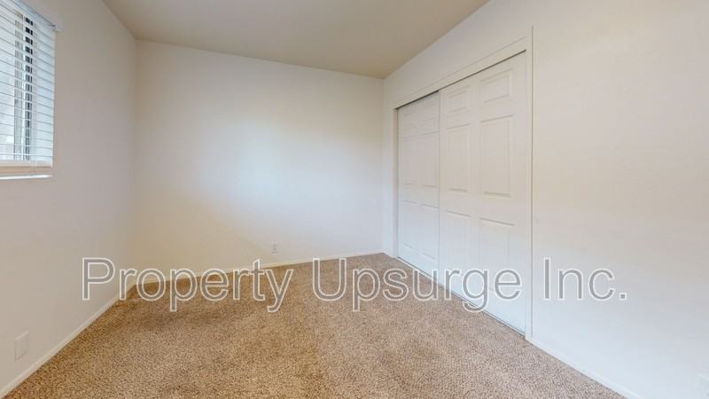 1558 Bridge St #2 - Photo 7 of 16