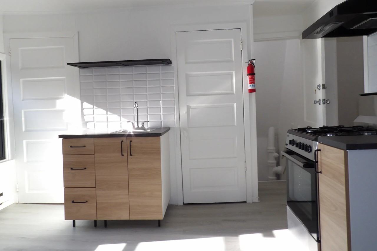 47 Van Pelt Pl - Photo 3 of 9