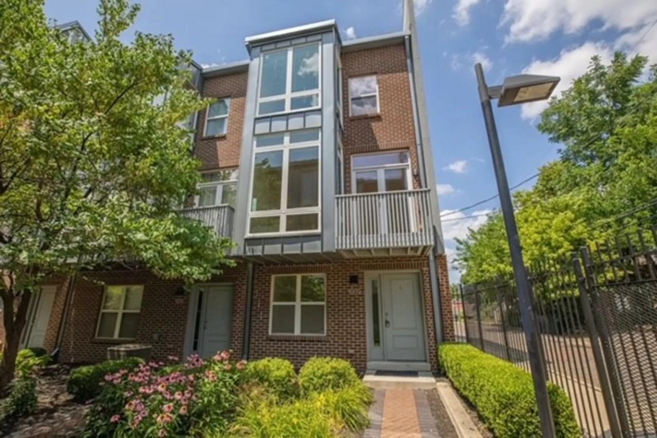 1009 S Wall St - Photo 2 of 26