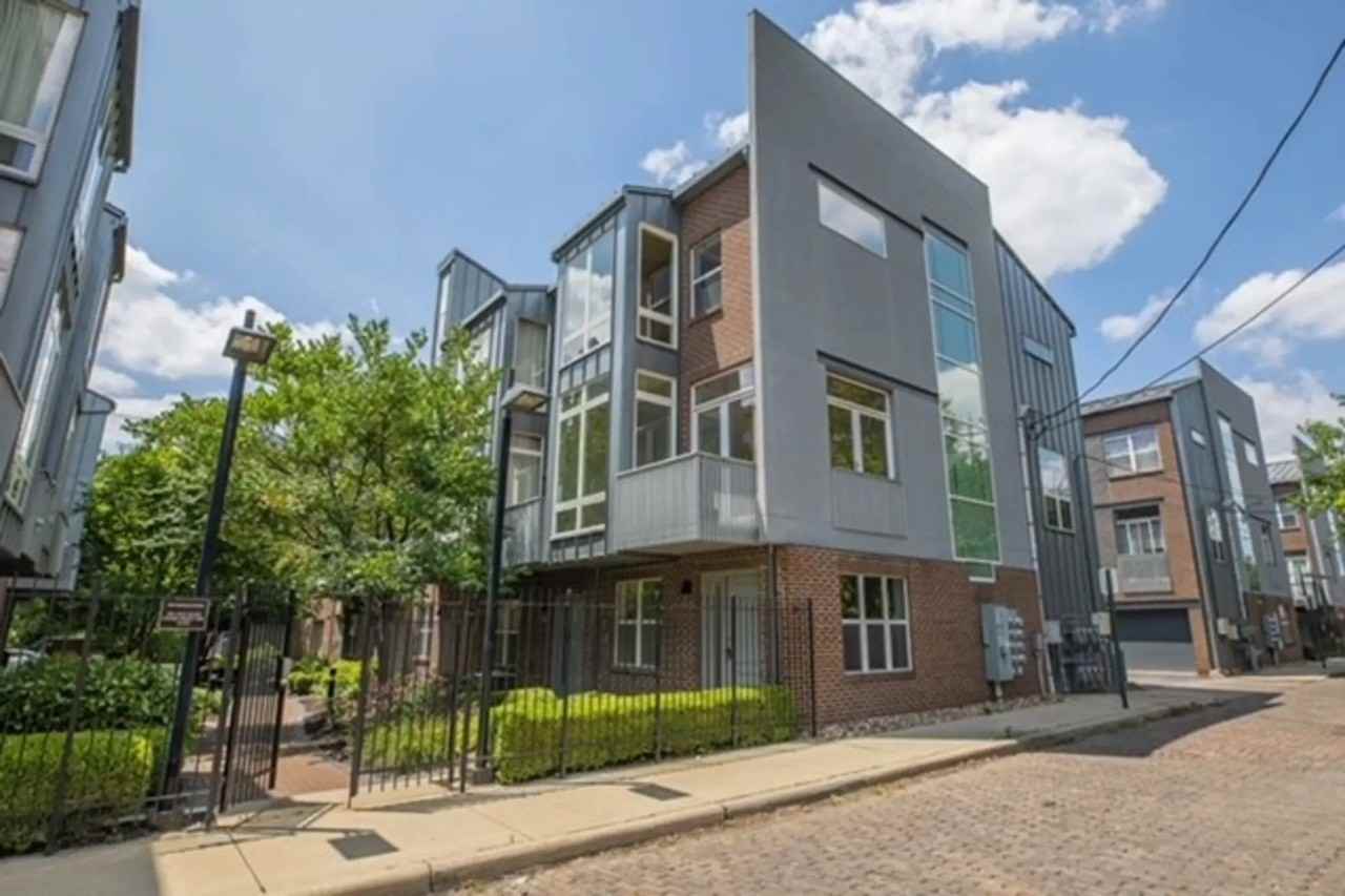 1009 S Wall St - Photo 3 of 26