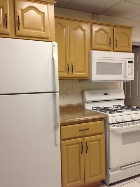 109 Dewey Ave - Photo 2 of 12