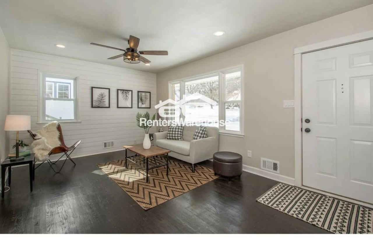 3931 43rd St - Photo 2 of 15