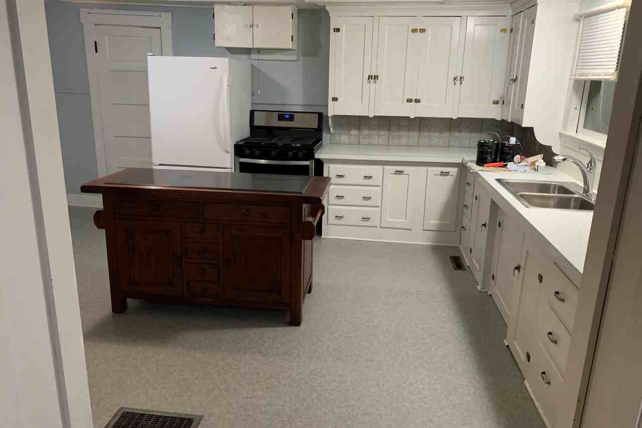 25 Main St Apt 1 - Photo 3 of 17