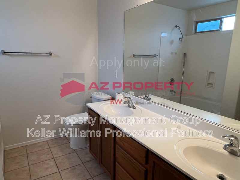 17863 W Calavar Rd - Photo 7 of 13