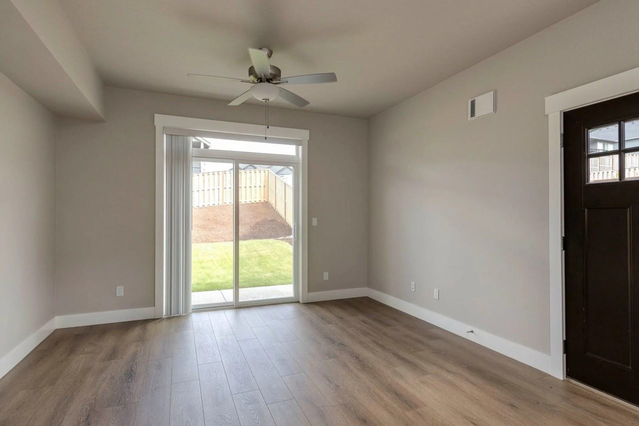 1782 Ne Cascadia Ridge Dr - Photo 2 of 10