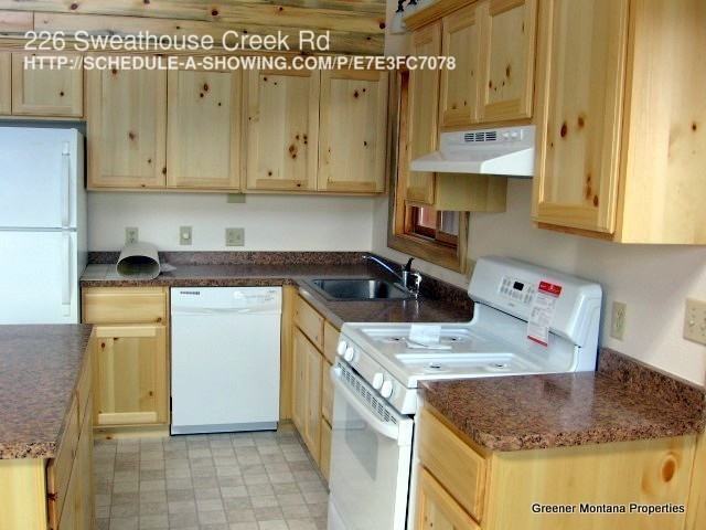 226 Sweathouse Creek Rd - Photo 2 of 10