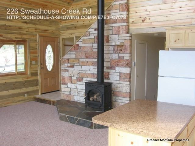 226 Sweathouse Creek Rd - Photo 3 of 10