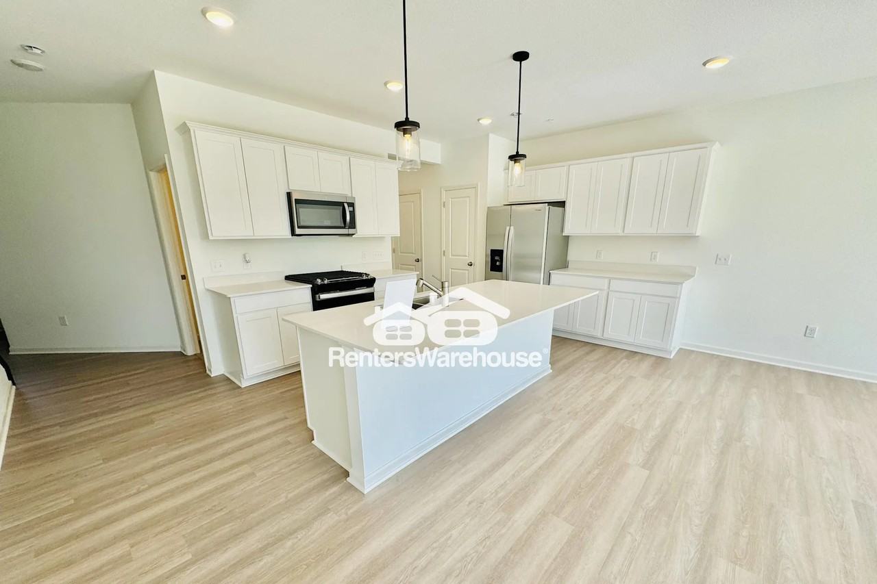 1554 Aclare Rdg - Photo 3 of 27