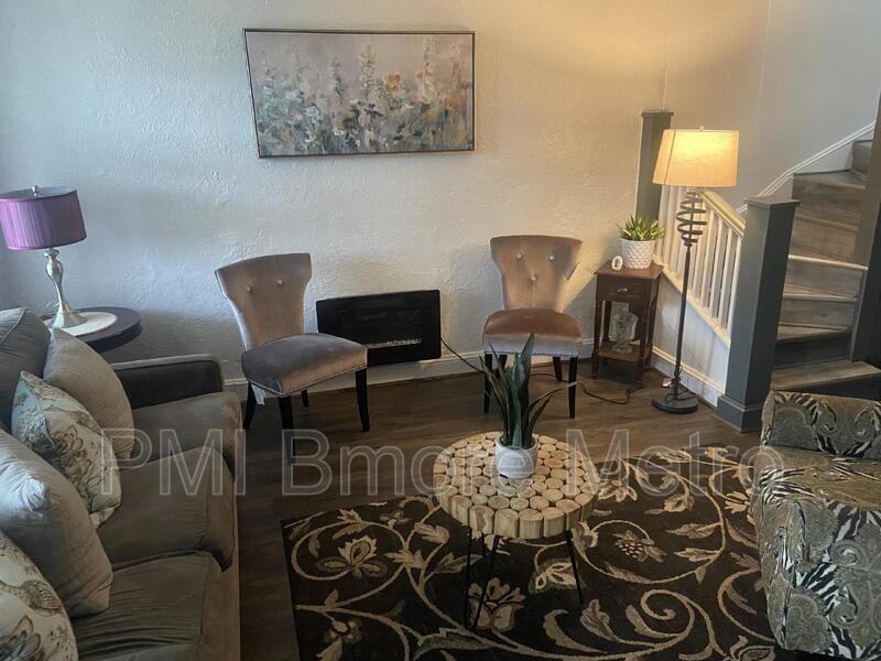 2216 Poplar Grove St - Photo 2 of 12