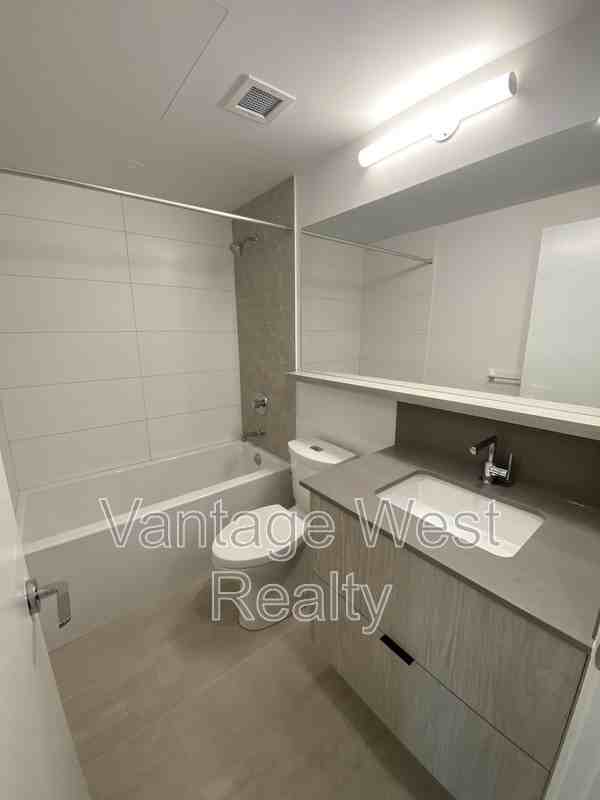 1401 Bertram St - Photo 3 of 7