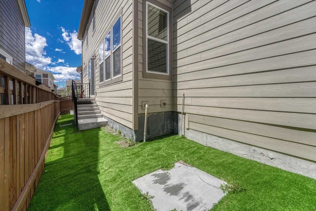 7179 Bedlam Dr - Photo 2 of 34