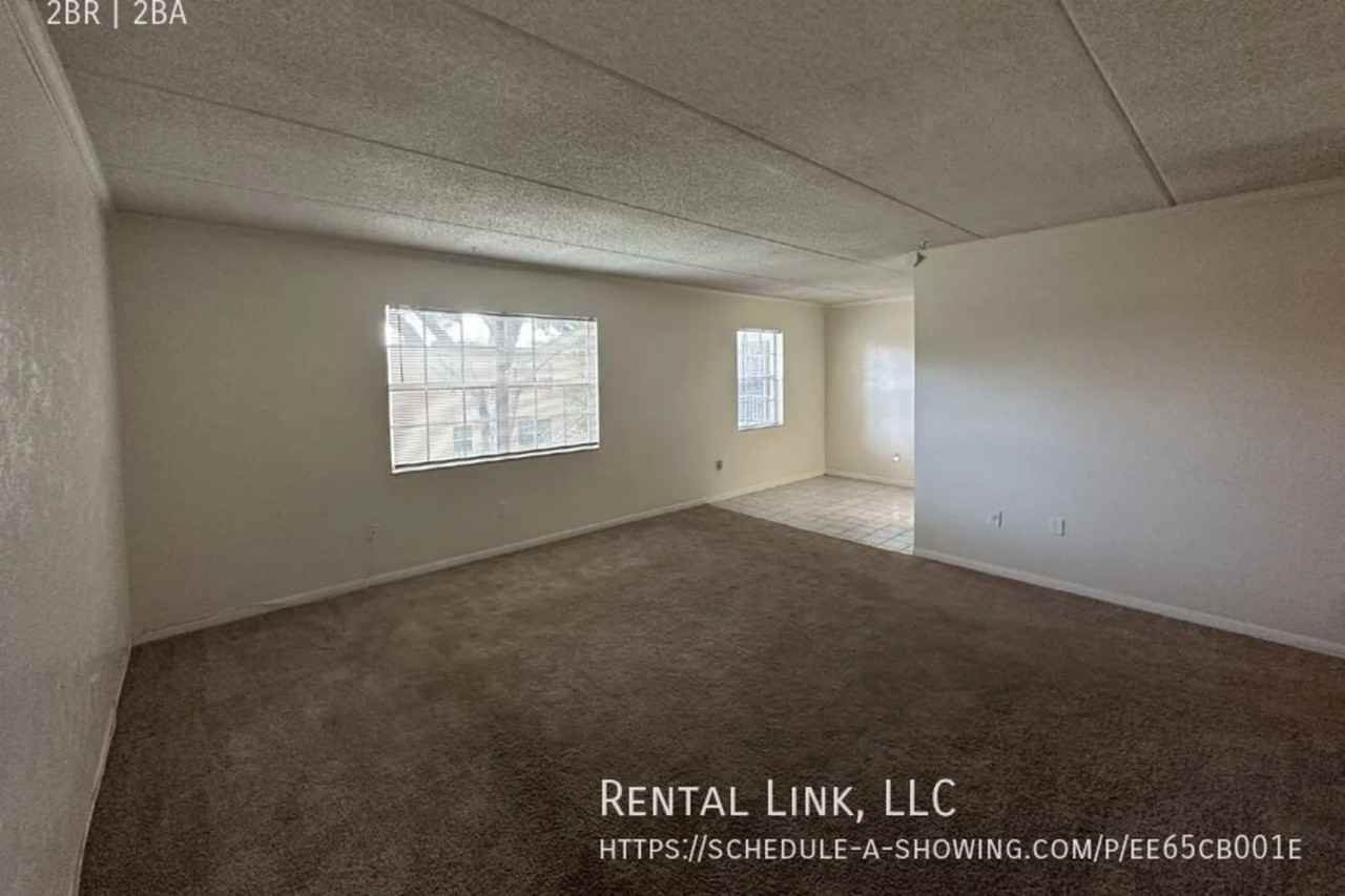 4725 Christa Ct - Photo 3 of 42