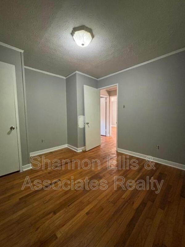 1780 Cahoon St Sw - Photo 2 of 21