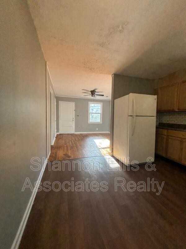 1780 Cahoon St Sw - Photo 5 of 21