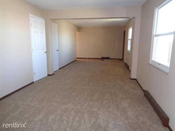 5311 Renner Rd - Photo 2 of 7