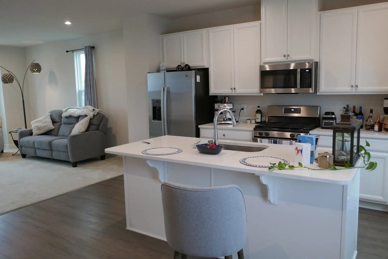 309 Fost Blvd - Photo 3 of 15