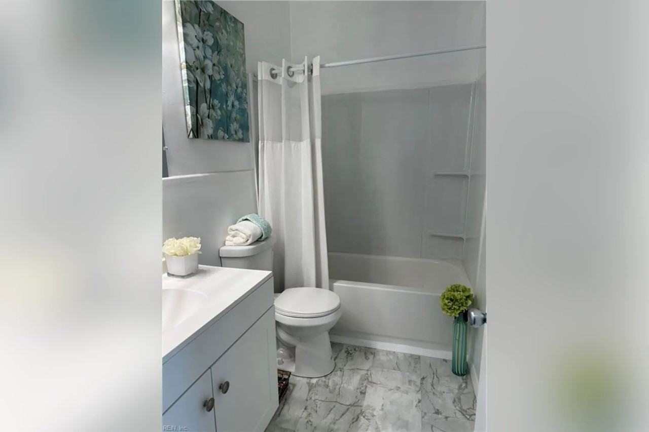 5477 Bayberry Dr - Photo 3 of 5