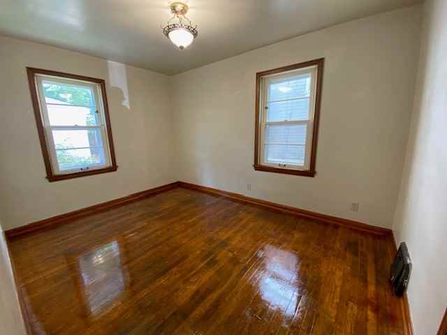 114 Beck Ave - Photo 3 of 7