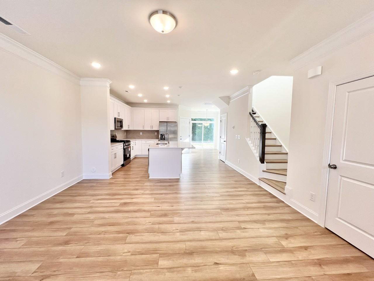 5609 Stafford Rd - Photo 2 of 18