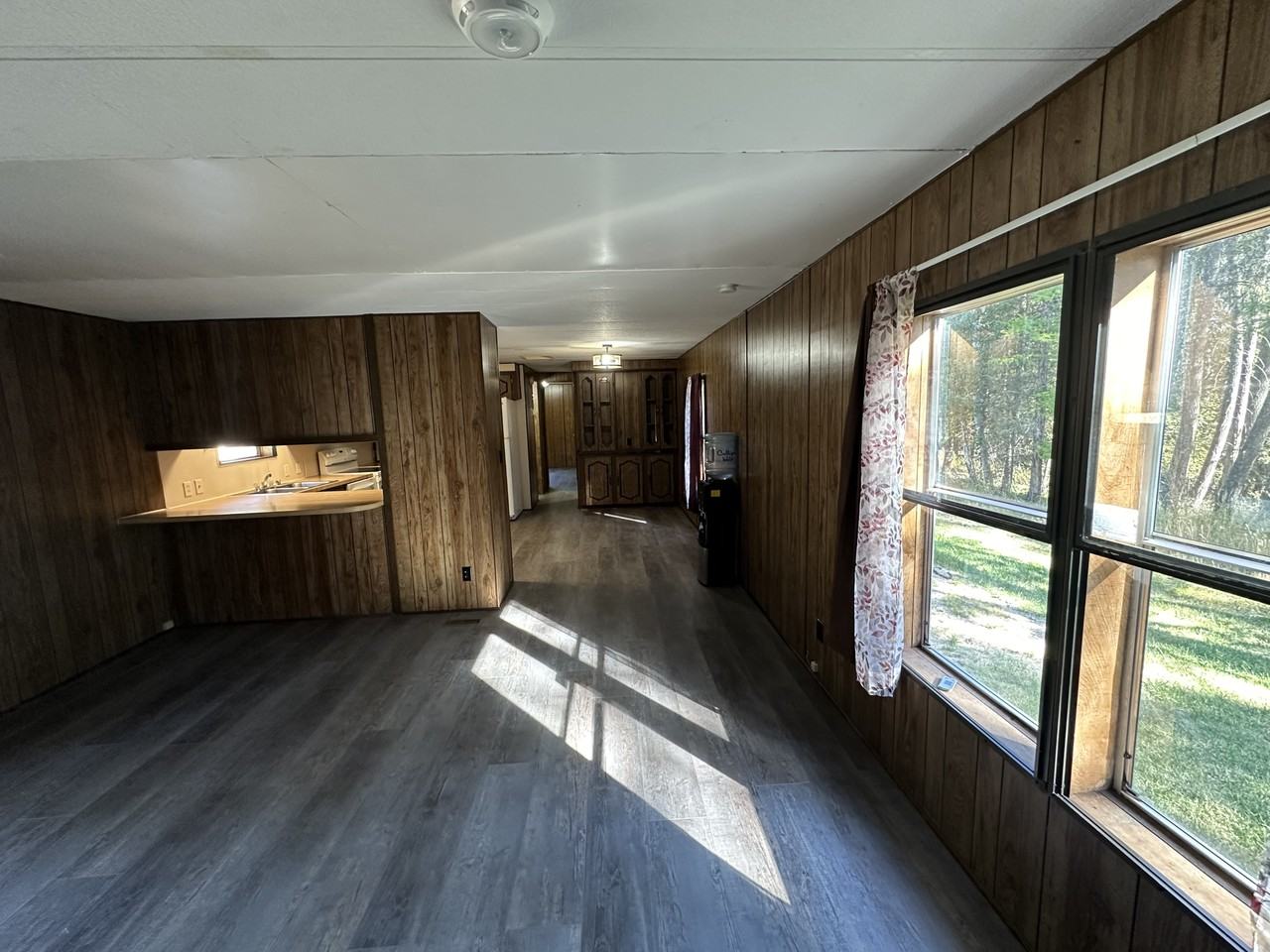 590 1/2 Danielson Rd - Photo 4 of 22