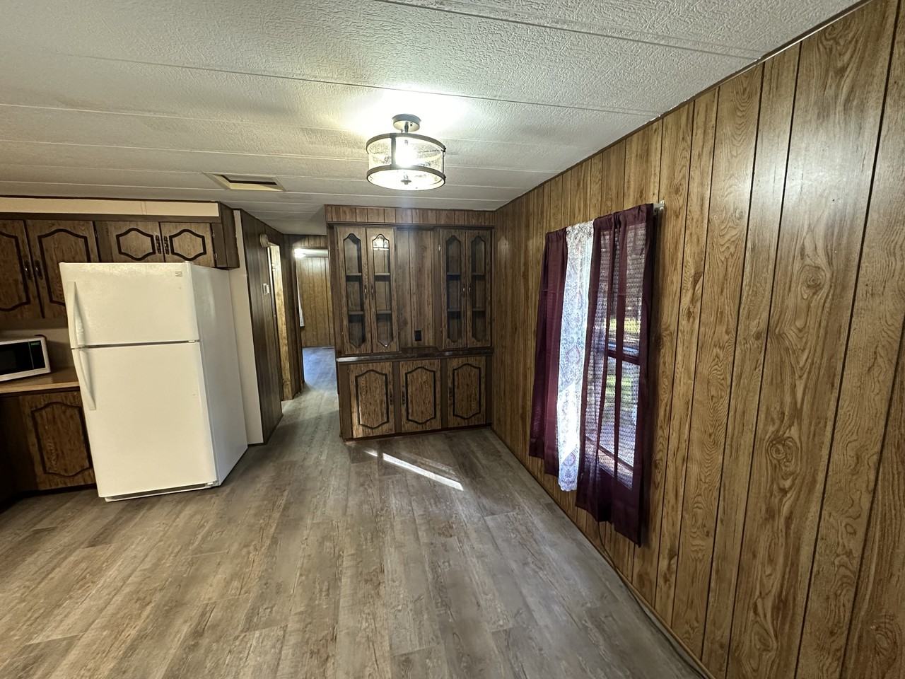 590 1/2 Danielson Rd - Photo 5 of 22