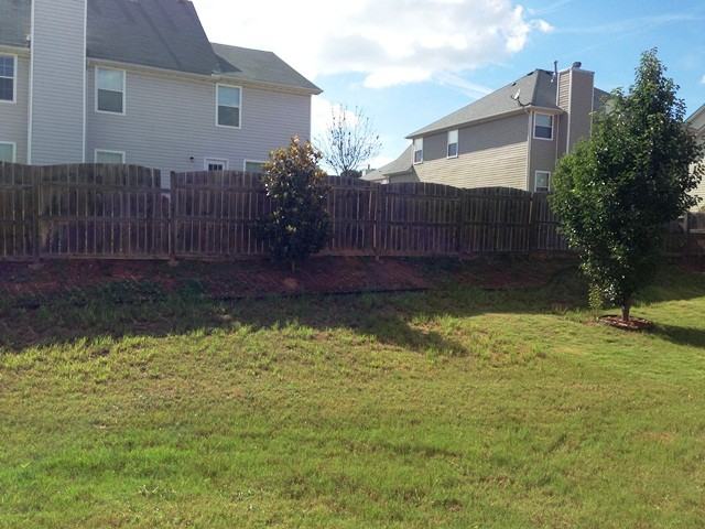 380 Othello Dr - Photo 3 of 20