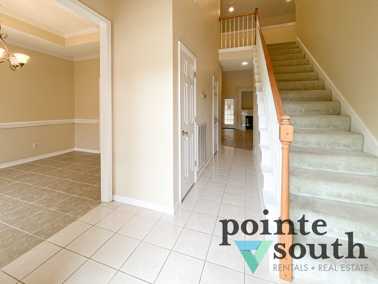 6975 Wedgewood Ct - Photo 3 of 29