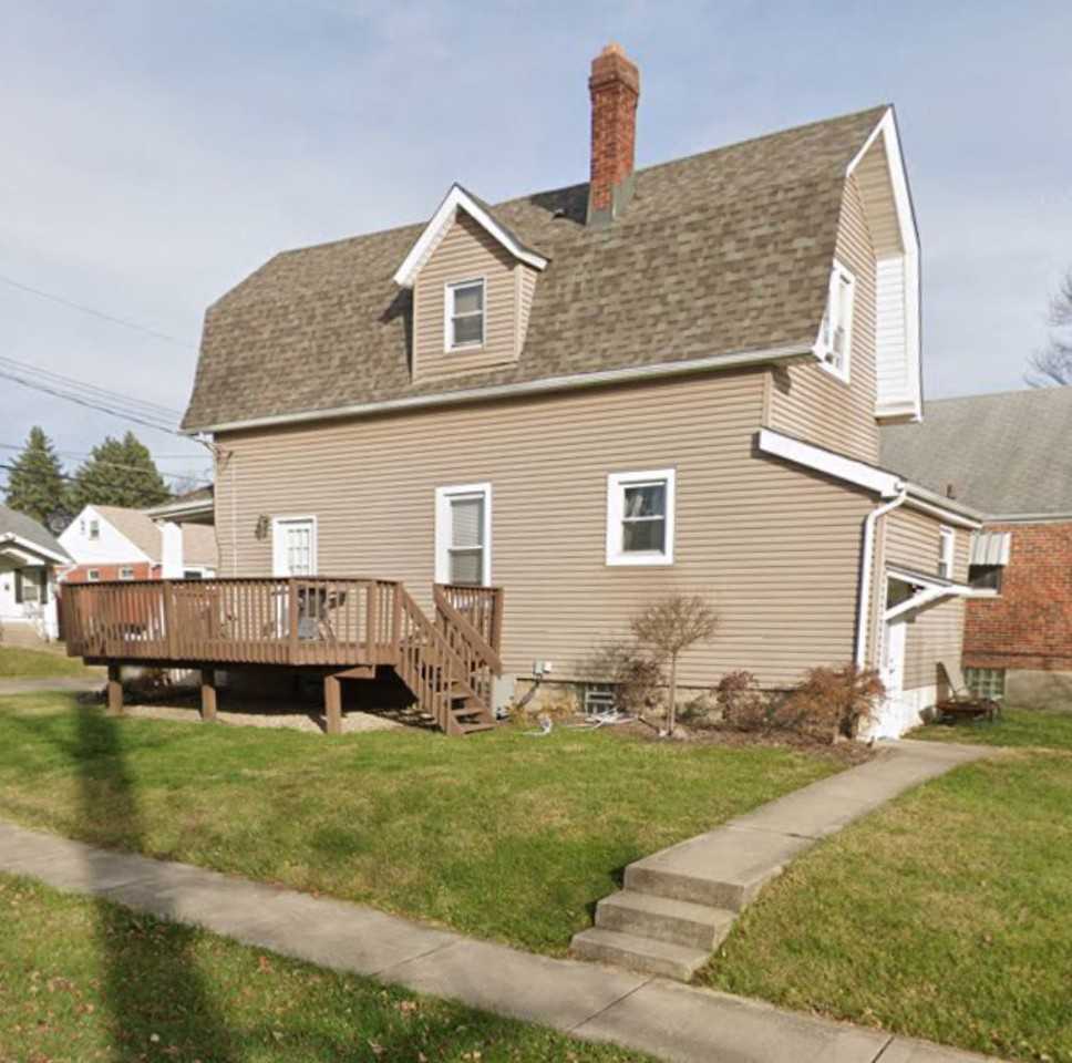 4029 Superior Avenue - Photo 2 of 14