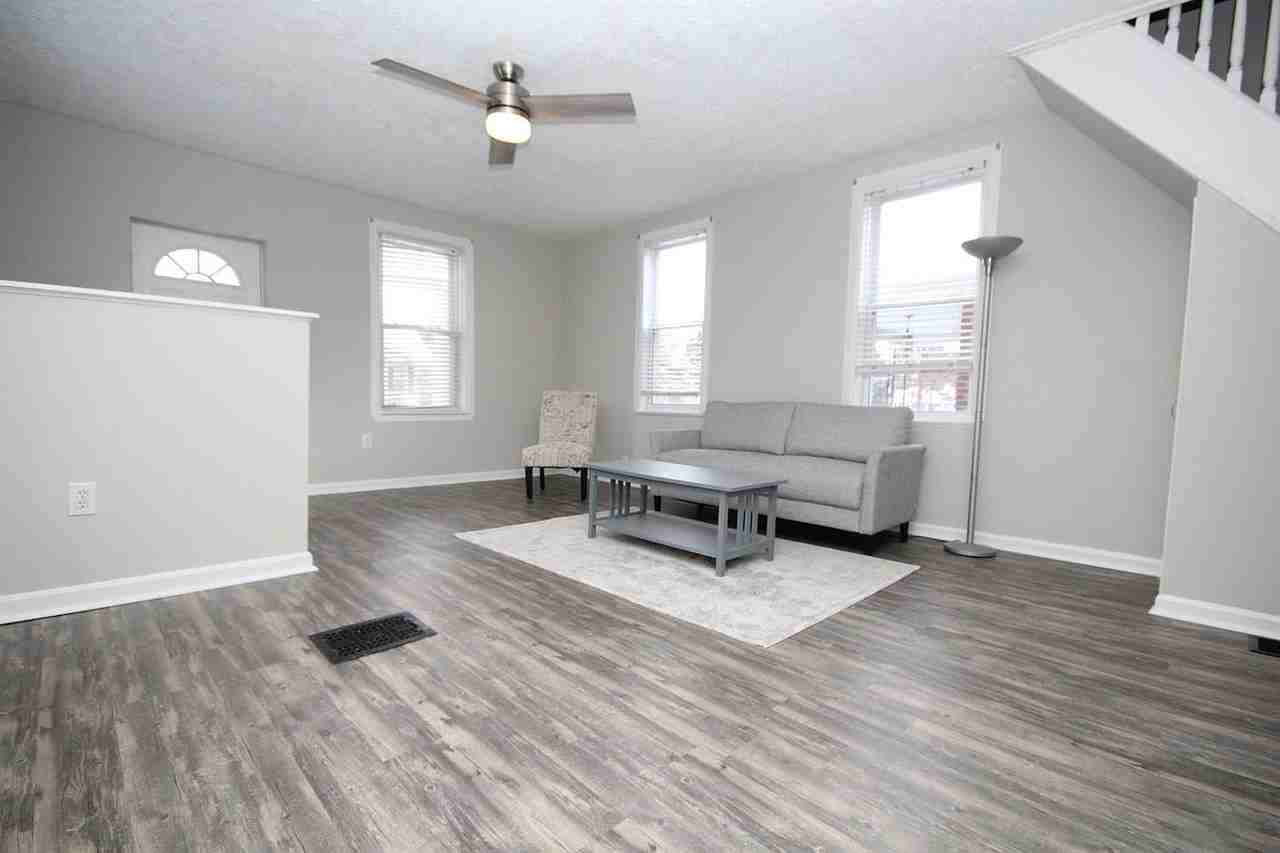 4029 Superior Avenue - Photo 3 of 14