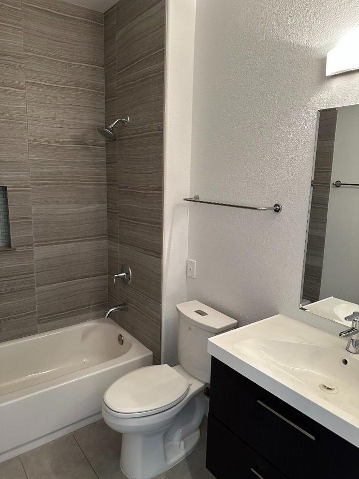 9550 E Thunderbird Rd #274 - Photo 5 of 14