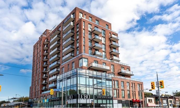 185 Alberta Avenue #401