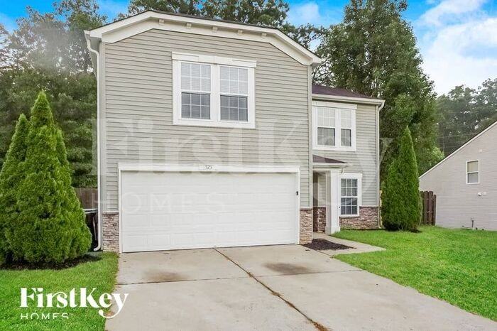1725 Red Bird Cir - Photo 3 of 15
