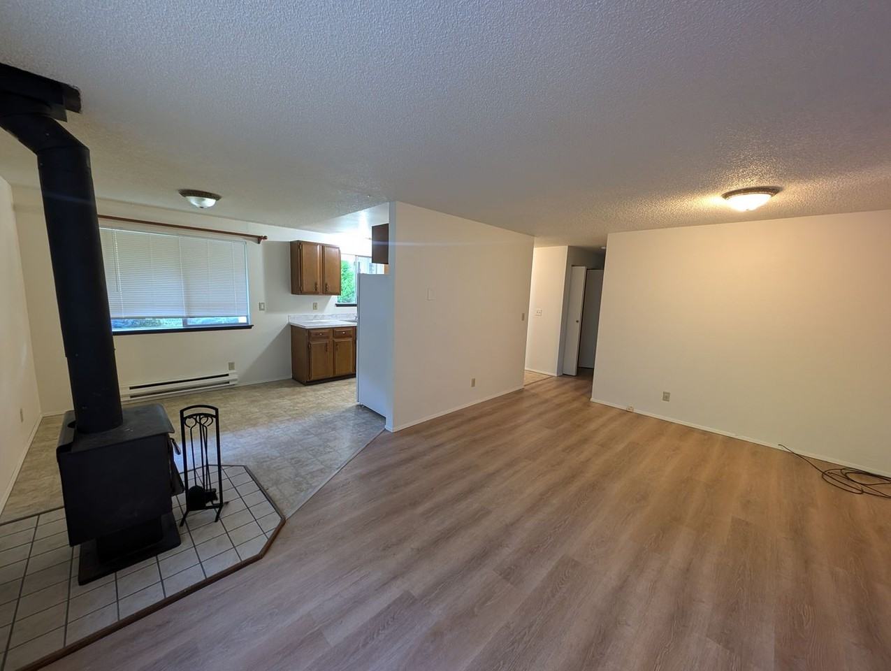 11384 Ogle Rd Ne - Photo 6 of 23