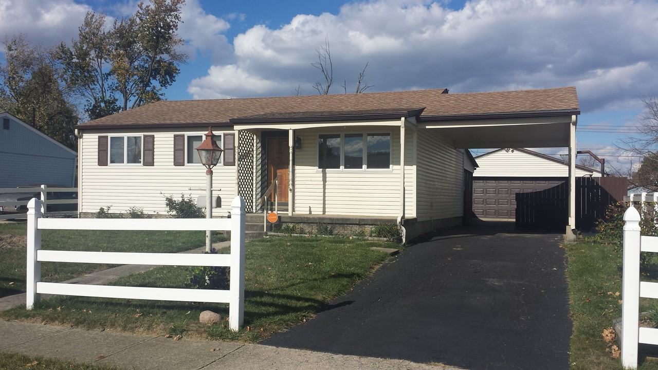 3904 Ardath Rd - Photo 2 of 12