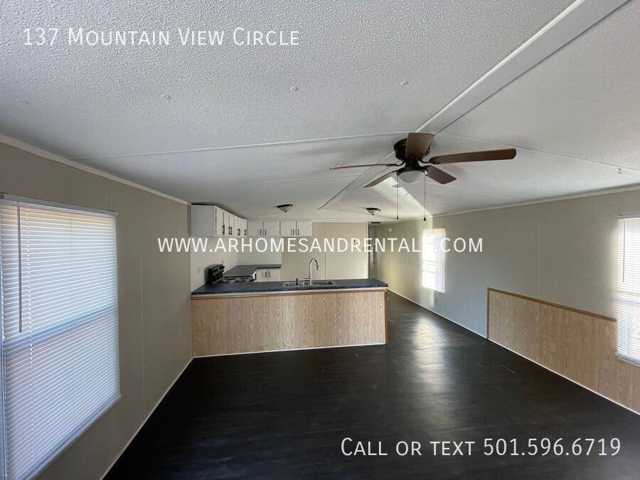 137 Mountain View Cir - Photo 2 of 10