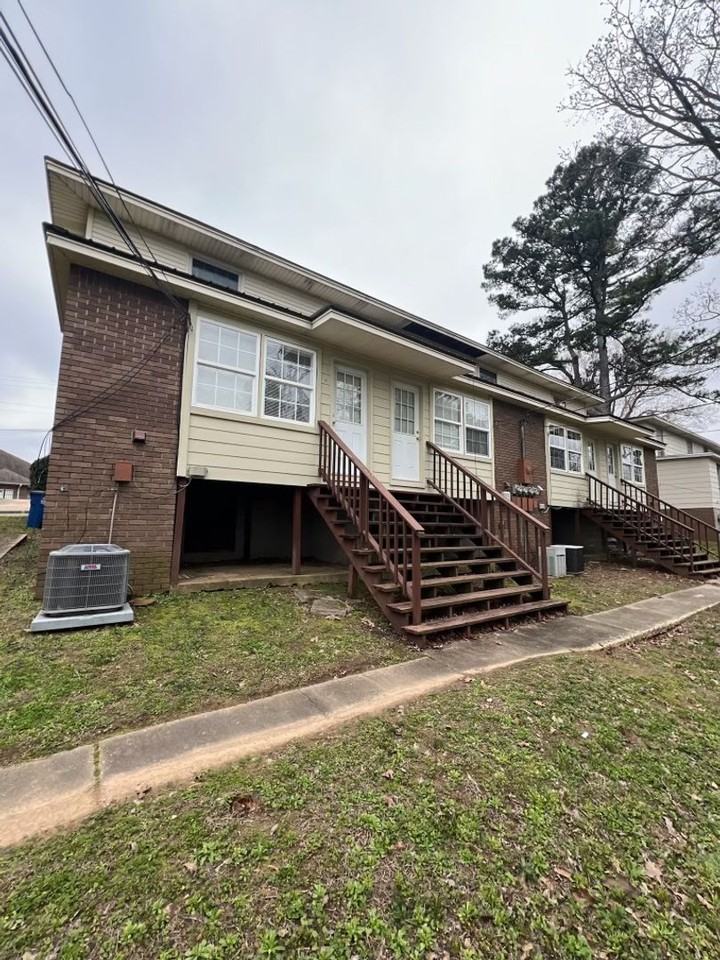 West Scenic Townhomes - Photo 2 of 2