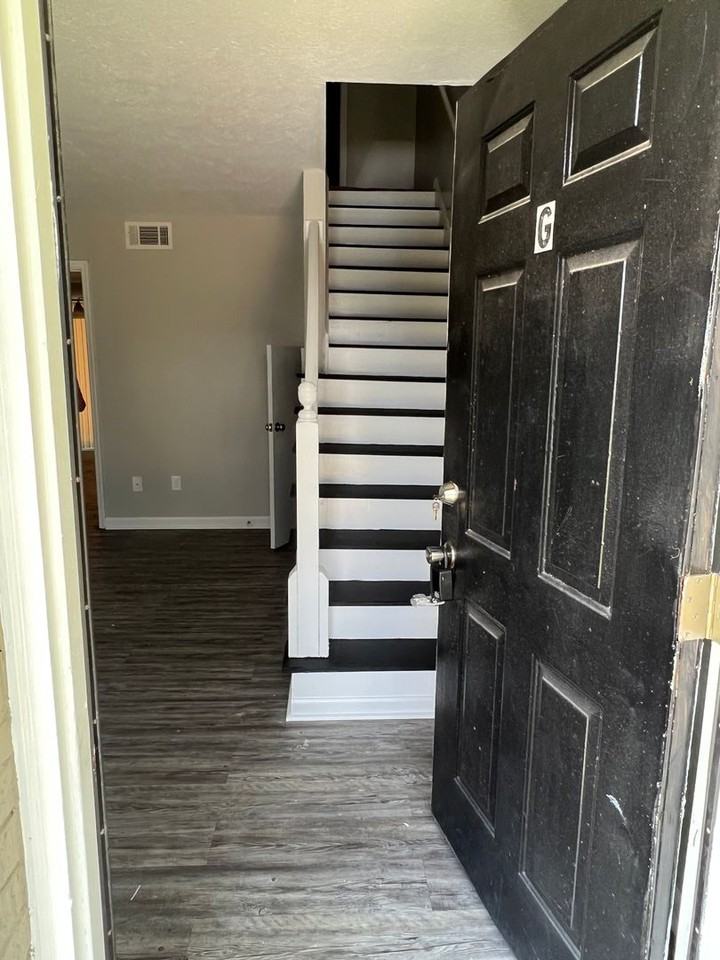 1601 Whisperwood Street - Photo 2 of 19