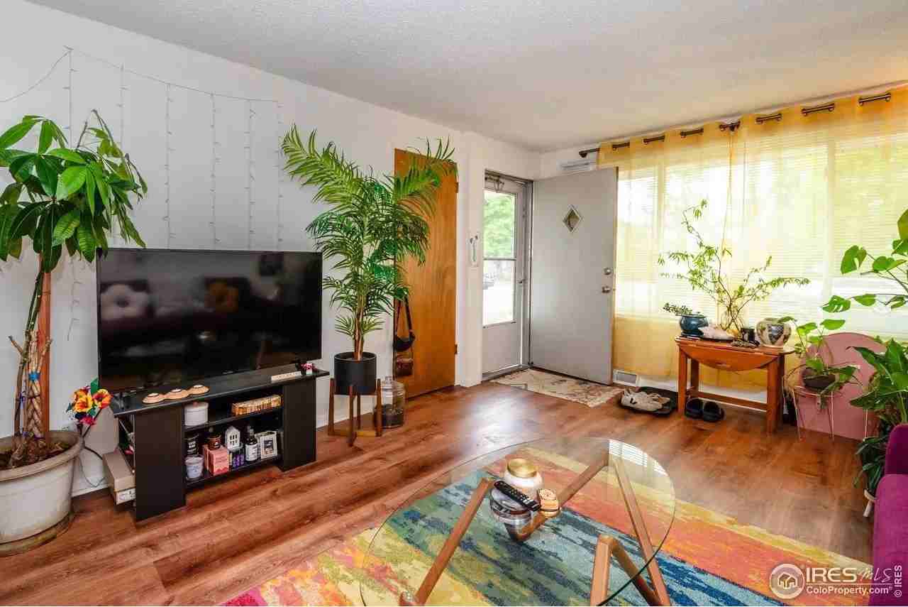 824 Meeker St #NA - Photo 5 of 18