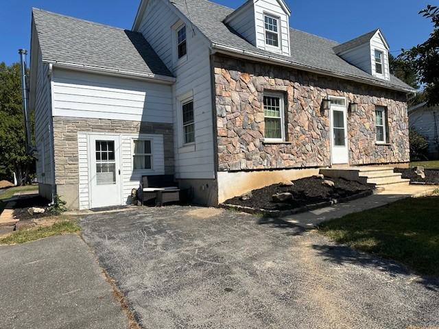 3227 Bingen Rd #NA - Photo 2 of 27