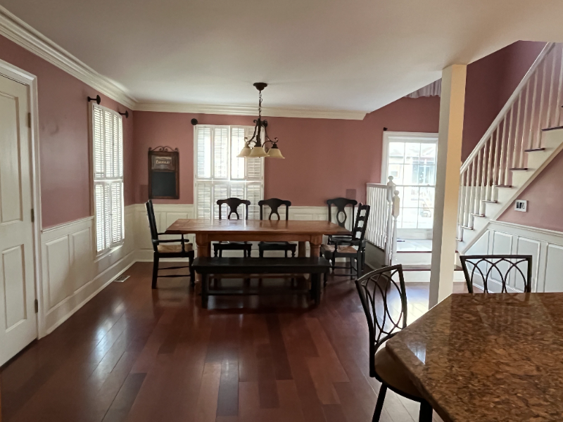 143 Washington St - Photo 3 of 14