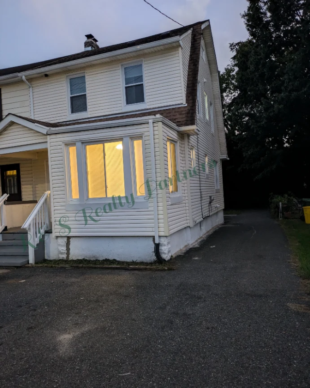 3105 Southern Ave - Photo 2 of 13