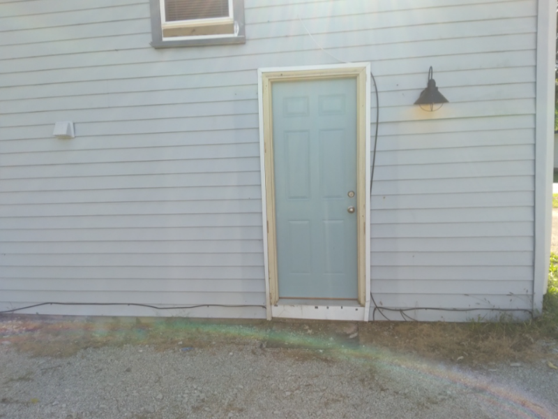 115 E High St - Photo 2 of 11